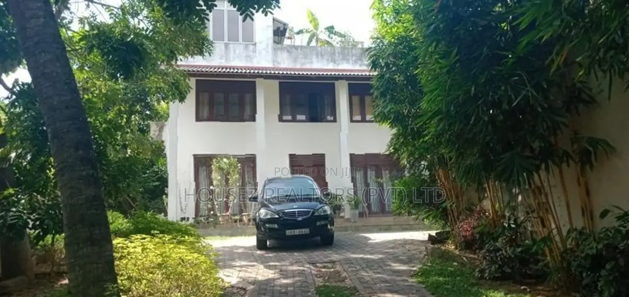 Residential House for Sale – Sri Vishnu Kovil Road,Mount Lavinia