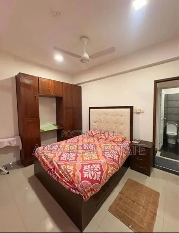 Three Bedroom Furnished Apartment for Rent in Oval View Colombo 8