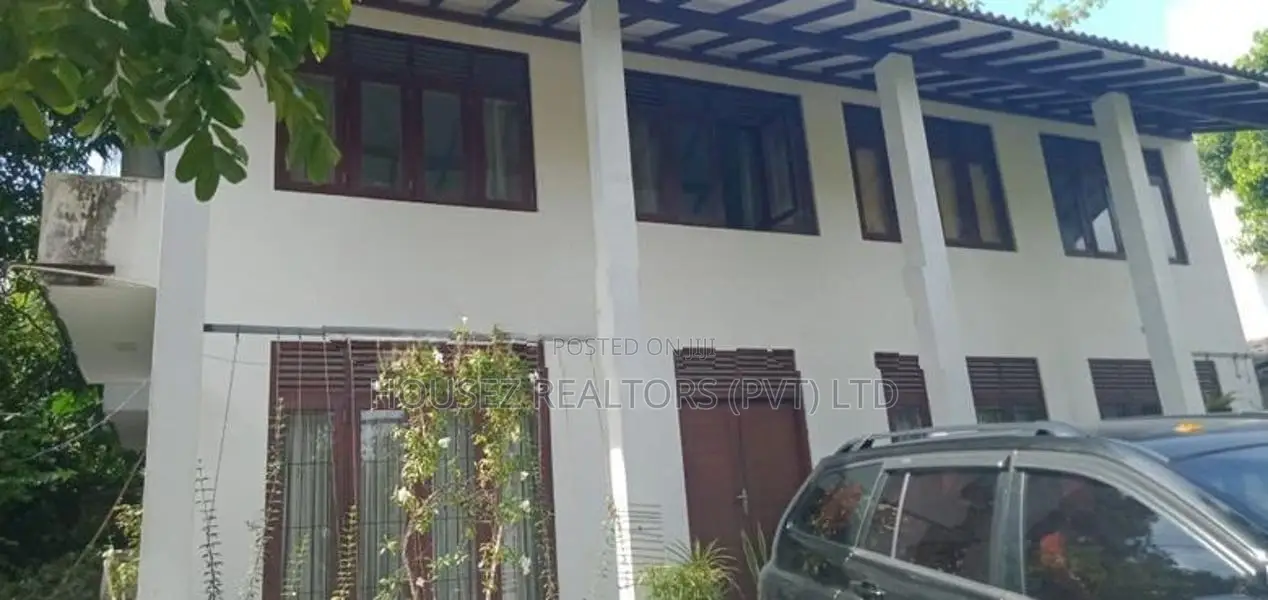 Residential House for Sale – Sri Vishnu Kovil Road,Mount Lavinia