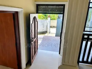 Luxury Upstair House for Sale in Nugegoda.