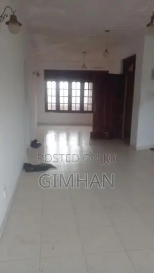 Upstairs House For Rent Rathmalana Sirimaluyana