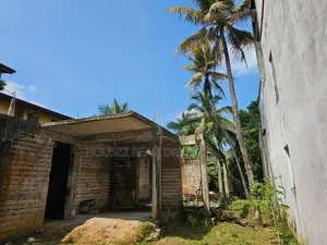 Half-Built House for Sale with 20 Perch Land – Homagama
