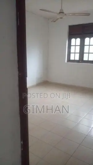 Upstairs House For Rent Rathmalana Sirimaluyana