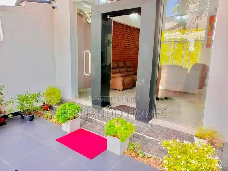 Negombo Town 5 Bed Rooms Furnished House For Sale |