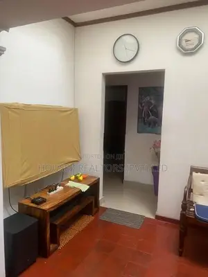 Elegant 2-Storey House for Sale in Thalawathugoda
