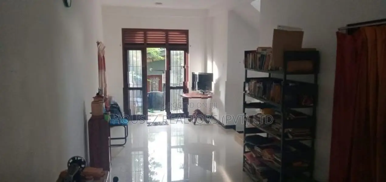 Residential House for Sale – Sri Vishnu Kovil Road,Mount Lavinia