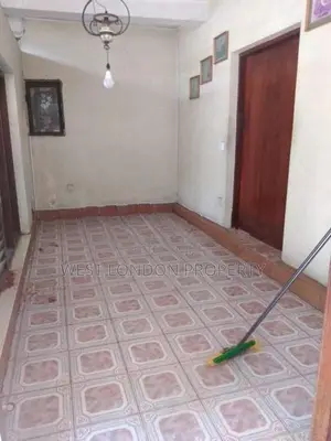 House for Sale in Wattala – Close to All Essential Amenities