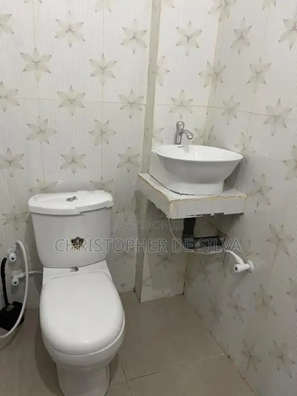 Room for Rent - Nugegoda Embuldeniya