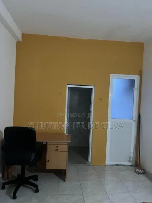 Room for Rent - Nugegoda Embuldeniya