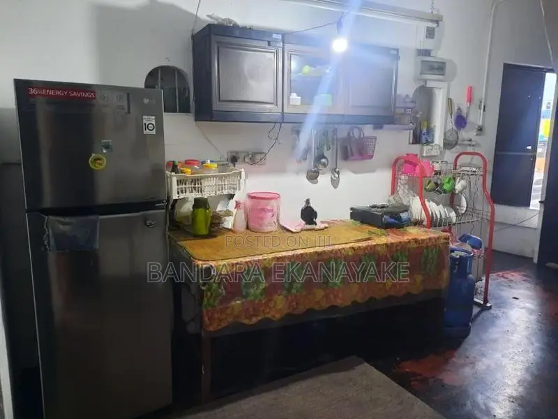 Ladies' Boarding Rent – Wijerama