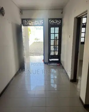 40 Perch House for Sale in Maharagama (HS4704)