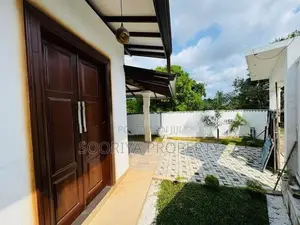Architectural Designed Brand New House for Sale in Piliyandala