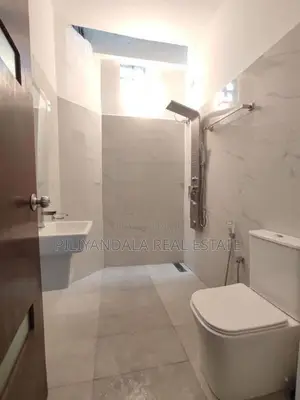 Piliyandala Suwarapola 2 Storey House for Sale
