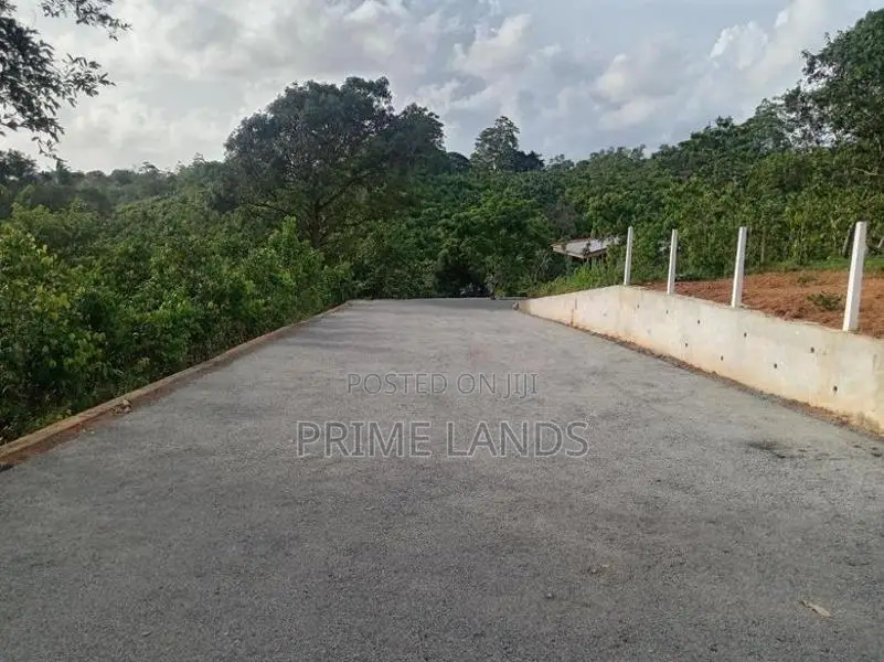 අම්බලන්ගොඩ නගර සභා සීමාවෙන් Land