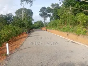 අම්බලන්ගොඩ නගර සභා සීමාවෙන් Land