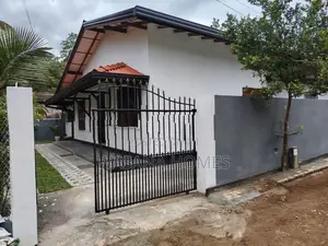 Good House for sale Piliyandala