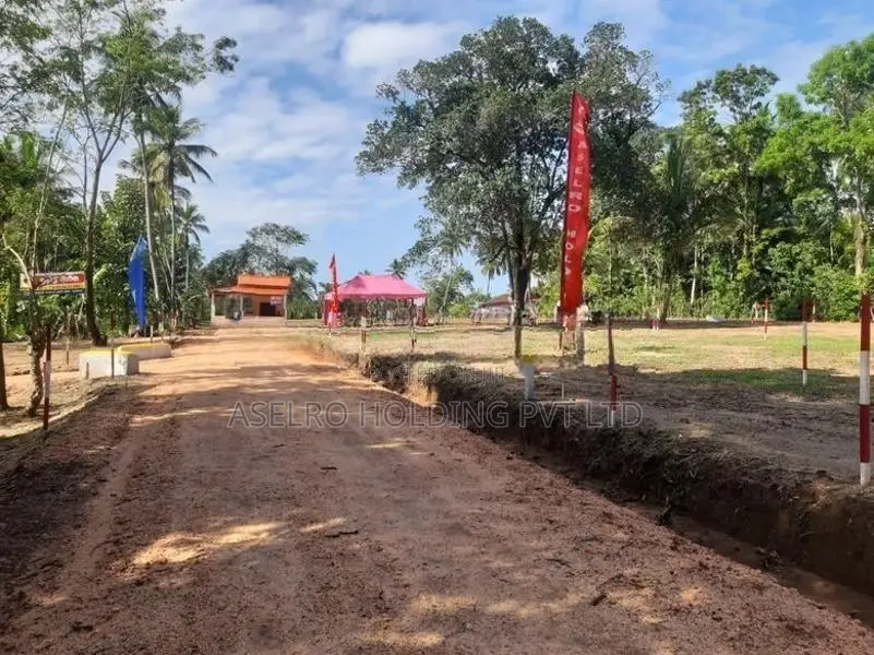 Land for Sale Melsiripura