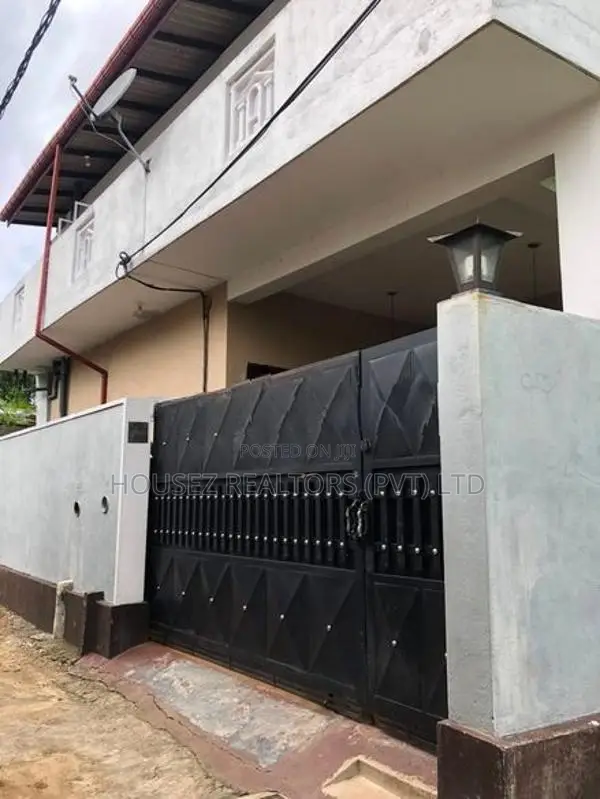 4-Storey Two-Unit House for Sale – Panadura