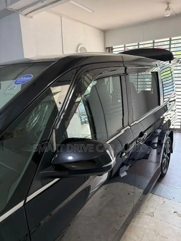 New toyota voxy Door visor