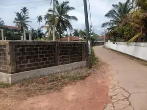 Prime Land for Sale – Close to Pamunugama Town