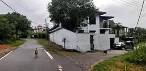 Spacious Two-Story House for Sale in Sisil Sevana, Polgasowita