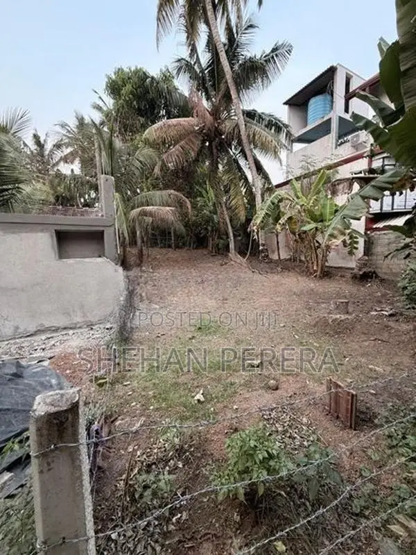 Land for Sale in Thalaramba Mirissa