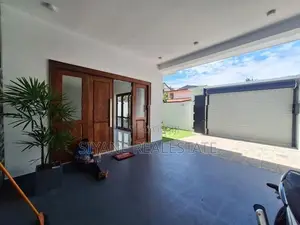 Luxury New House For Sale in Hokandara