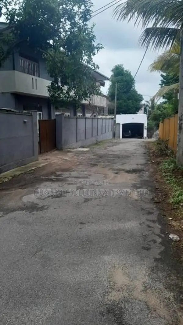 2,500 SQFT Office Space For Rent Off Rajagiriya Road Nawala [ 2228C ]