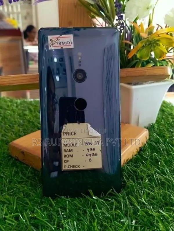 Sony Xperia XZ2 4GB 64GB (Used)