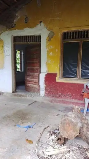 ඉඩමක් සමඟ නිවසක් විකිනීමට මාතලේ