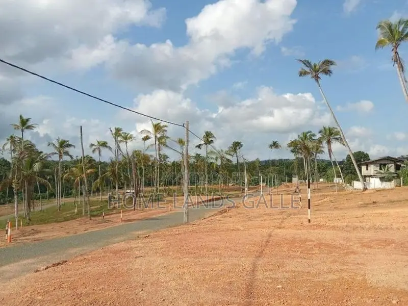Land for Sale in Baddegama