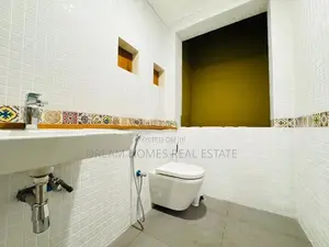 Luxury Family House for Sale in Nugegoda