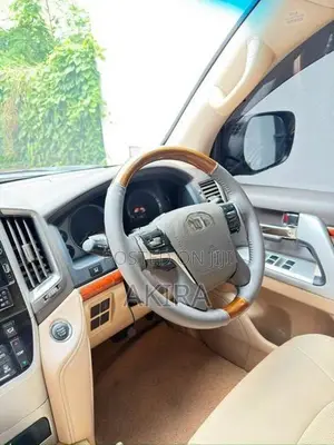 Toyota Land Cruiser 2015