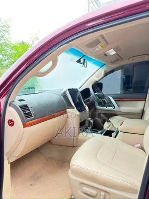 Toyota Land Cruiser 2015
