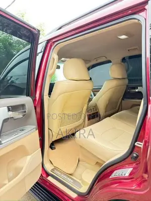 Toyota Land Cruiser 2015