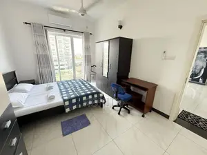 Apartment Ocean View 5th Floor Condo (Beach Front) - Mount Lavinia