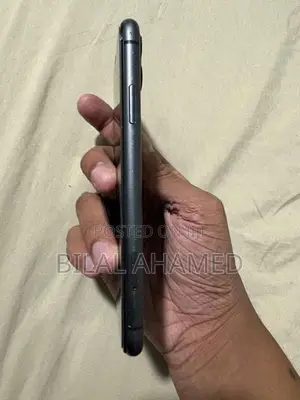 Apple iPhone 11 (Used)
