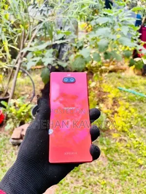 Sony Xperia 8 (Used)