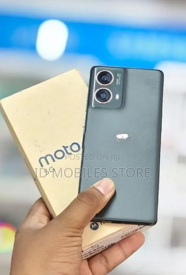 Moto G85 8GB 256GB (Used)