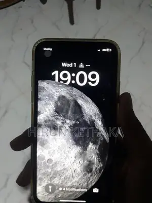 Apple iPhone X (Used)