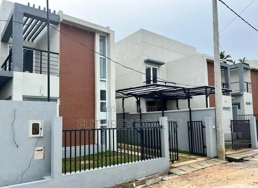 BRAND NEW CANTEBURY GOLF HOUSE FOR SALE AT RESORT
