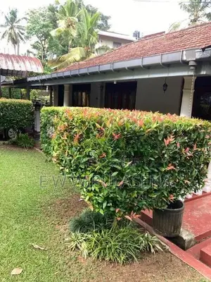 HOUSE with LAND for SALE in MALEBE