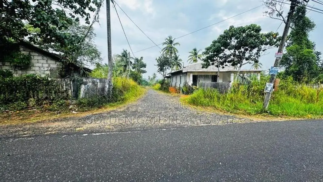 Kalagedihena Best Land For Sale