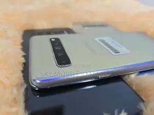 Samsung Galaxy S10 5G 8GB/256GB (Used)