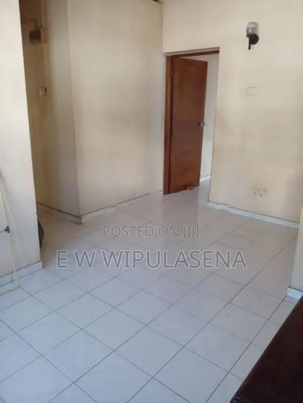 2 STORIES HOURS for SALE in Pannipitiia weeramawatha
