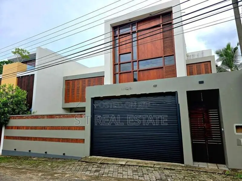 Architecture Designed Luxury 3 Story House For Sale In Kesbewa