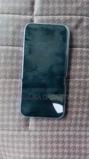 Apple iPhone 16 128GB (Used)