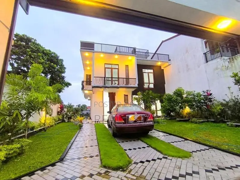 Modern Designed Luxury 3 Story House For Sale In Malabe