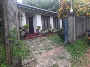 Land with House for Sale - Peralanda Ragama