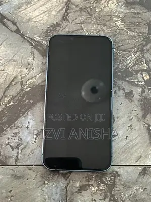 Apple iPhone 13 (Used)